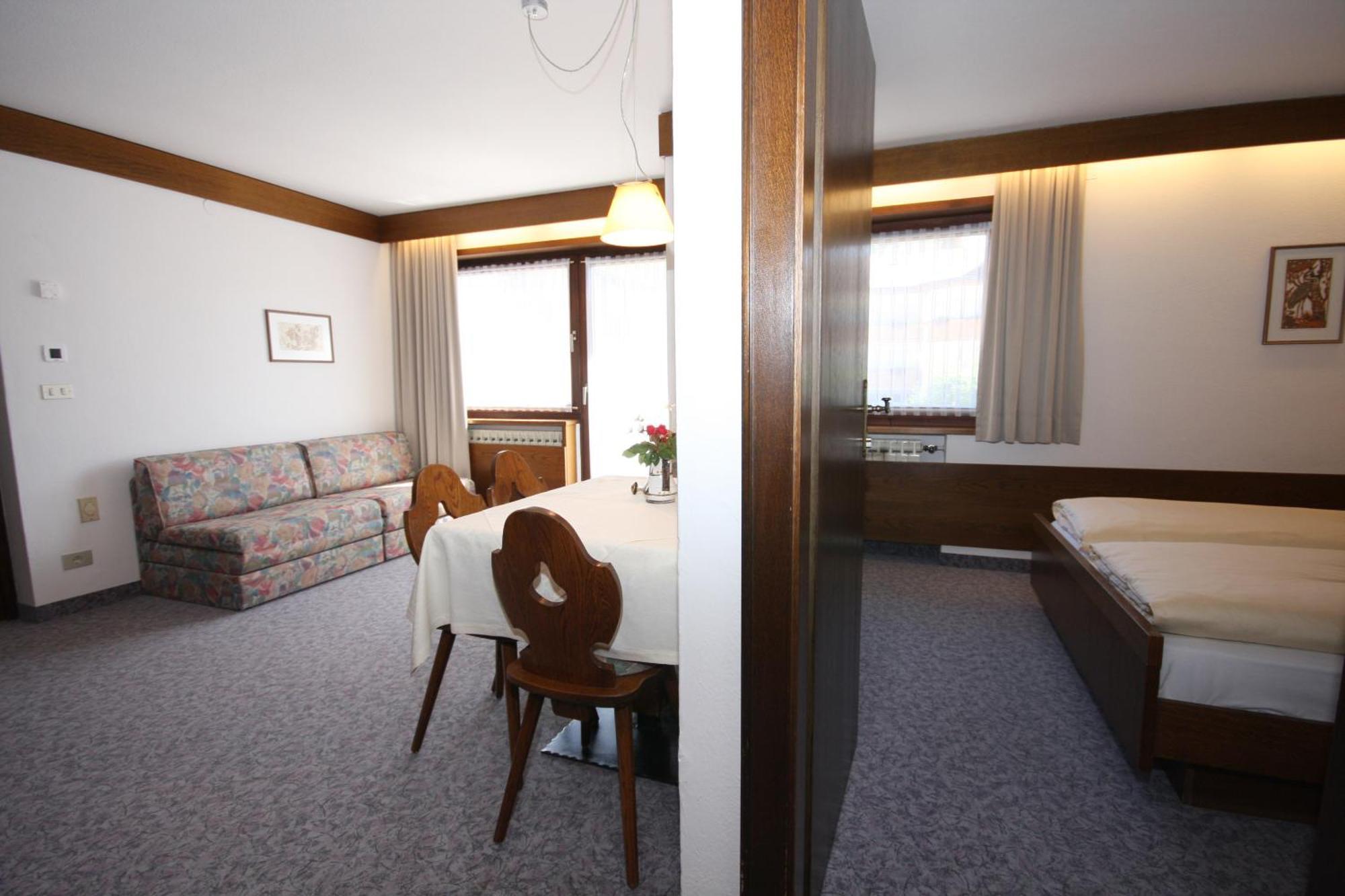 Apartments Residence Alta Badia Calfosch Chambre photo