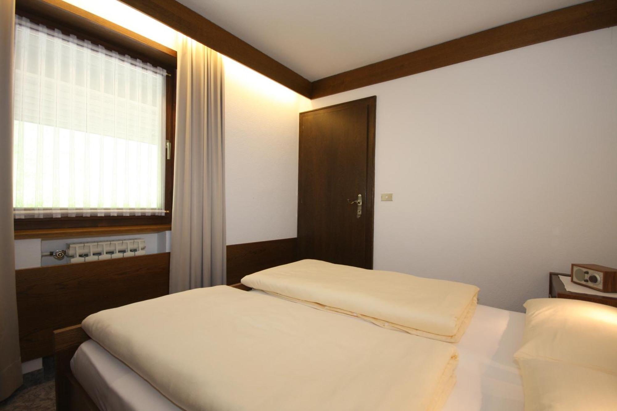 Apartments Residence Alta Badia Calfosch Chambre photo