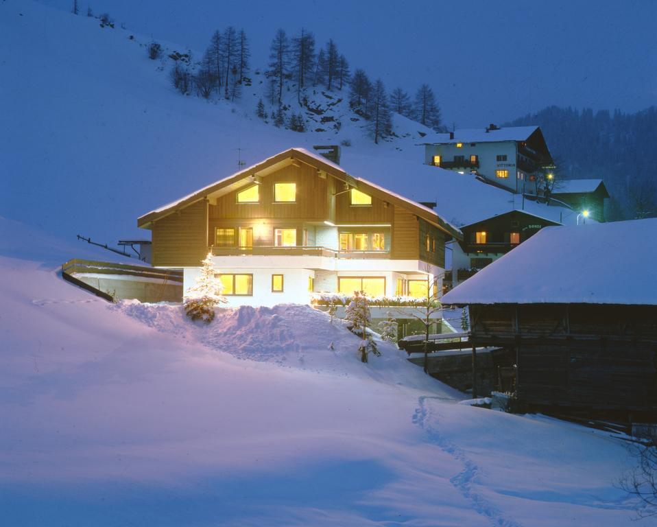 Apartments Residence Alta Badia Calfosch Extérieur photo